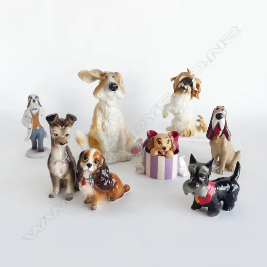 8 ASST. DOG FIGURINES H.195mm