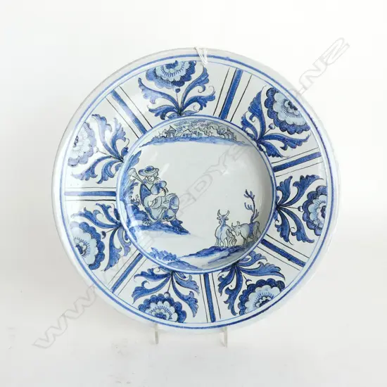 MAJOLICA PLATE 305mm dia