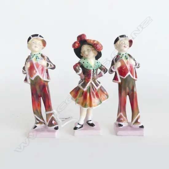 3 ROYAL DOULTON MINIATURES 'PEARLY GIRL' & PR 'PEARLY BOYS' H.140mm