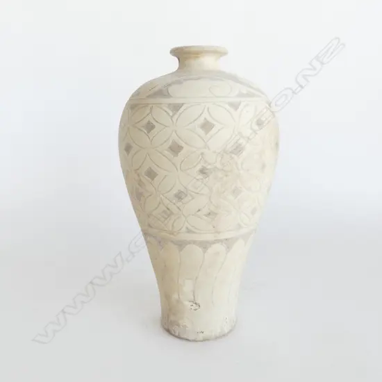 ORIENTAL CERAMIC VASE H.260mm