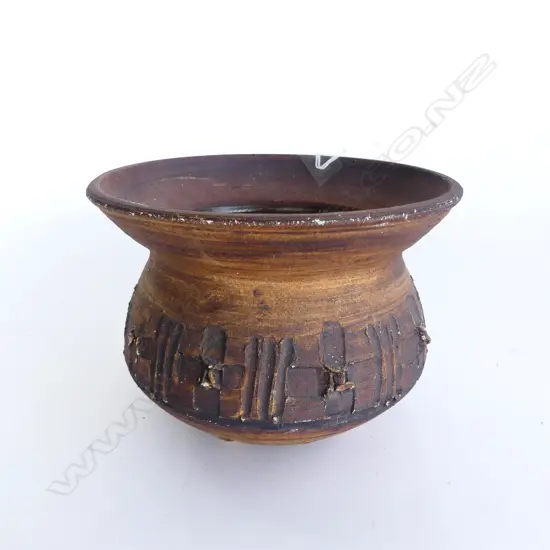 DORIS DUTCH MATT UMBER SQUAT VESSEL H.125mm