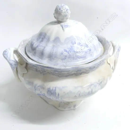 A blue and white china lidded soup tureen, some faults