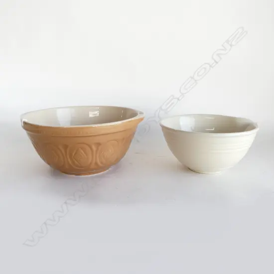 MASON CASH STYLE MIXING BOWL 290mm dia + ANOTHER