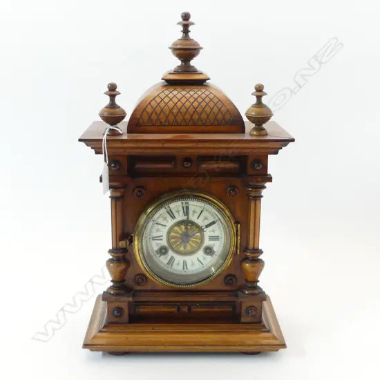 JUNGHANS WOODEN CLOCK H.420mm