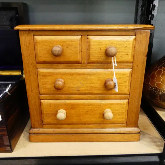 WOODEN 4 DRAWER COLLECTORS CHEST 310x220x310mm