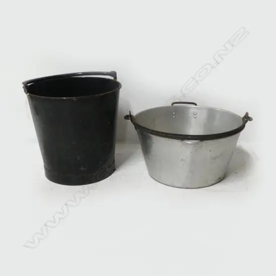 ALUMINIUM JAM PAN 360mm dia, BLACK ENAMEL BUCKET H.300mm