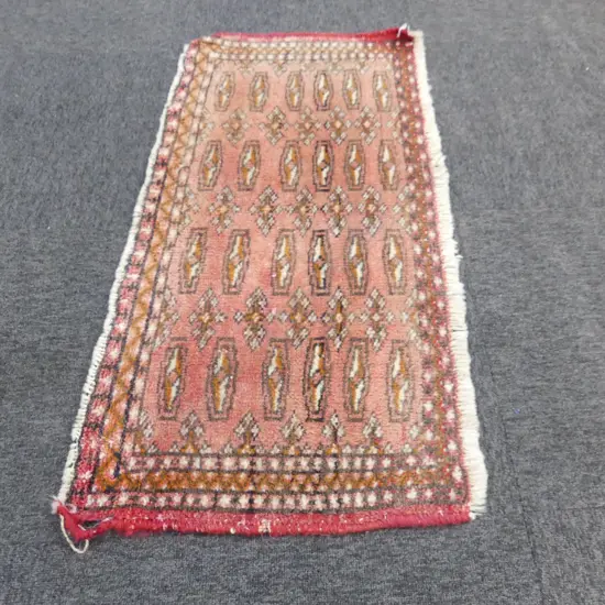 HAND KNOTTED ALL WOOL RUG 450x1040mm