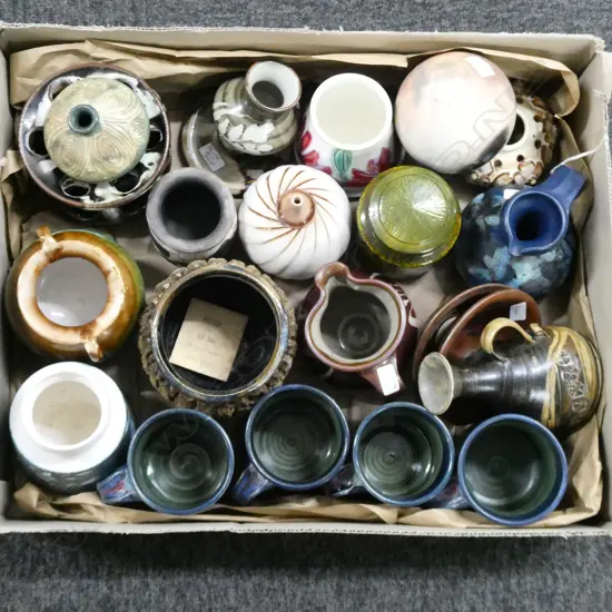 LG COLLECTION SML PCS NZ STUDIO POTTERY INCLUDS GRAEME STORM JUG