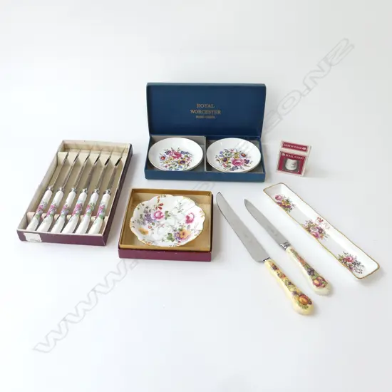 FLORAL STEAK KNIVES SHEFFIELD & AYNSLEY, HAMMERSLEY, DERBY, WORCESTER ETC CHINA ITEMS