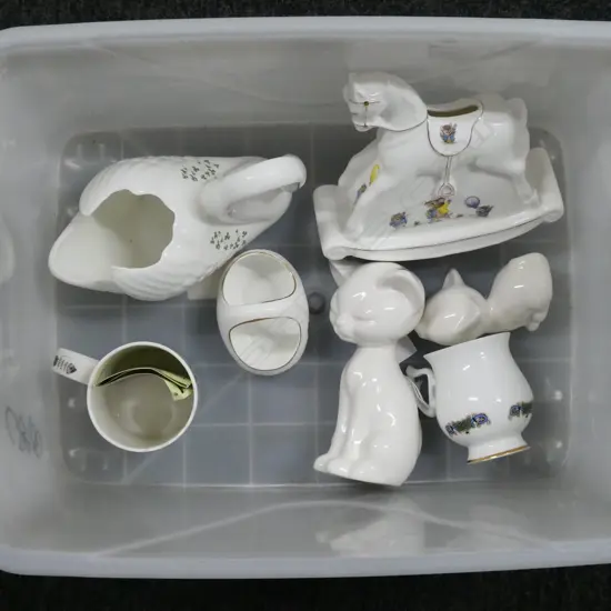 7 PCES WHITE CHINA INCL. 4 TARA IRELAND