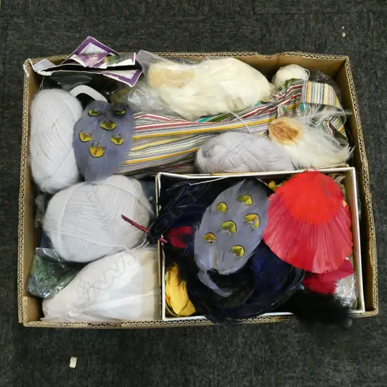 ASST. CRAFT / SEWING / MILLINERY / KNITTING; FEATHERS, BUTTONS, WOOL ETC