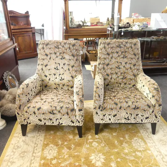 PR TRENDZSEATER ARMCHAIRS IN VELVET UPHOLSTERY