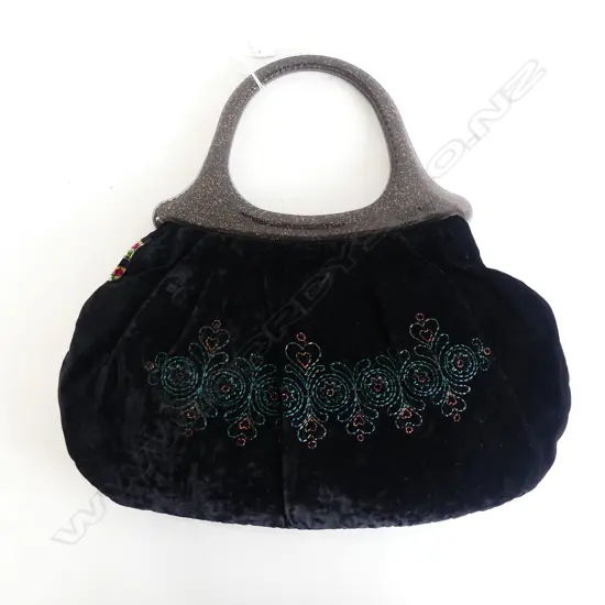 ANNA SUI BLACK VELVET HANDBAG W.400mm & DUST BAG