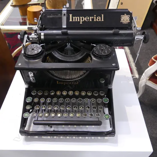 IMPERIAL TYPEWRITER