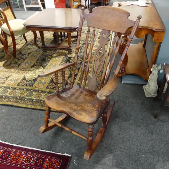 ANTIQUE SPINDLE ROCKING CHAIR