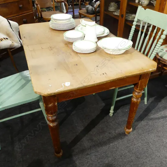 COLONIAL KAURI KITCHEN TABLE some faults 1220 x 770 x 740mm