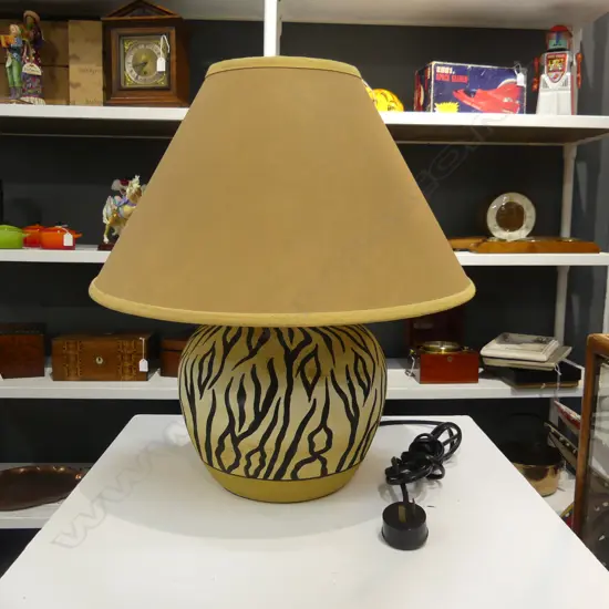 EUNICE TAYLOR TABLE LAMP H.470mm