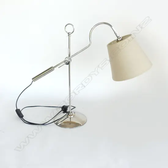 MODERN AJUSTABLE DESK LAMP H.570mm