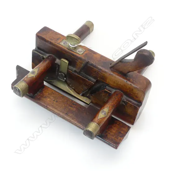 ANTIQUE WOODEN PLANE L.235mm