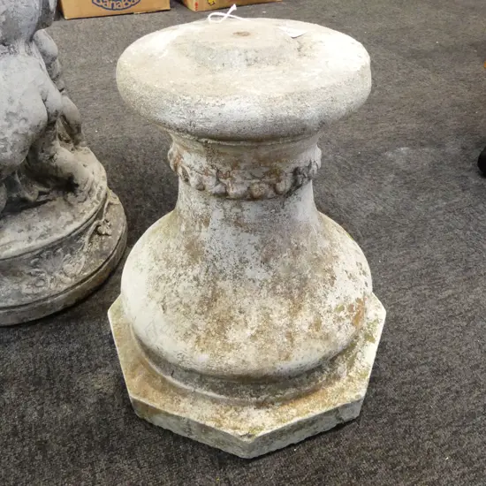 CONCRETE PLINTH H.360mm