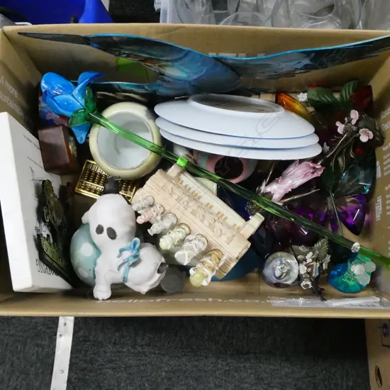 ASST. TRINKETS / ORNAMENTS ETC