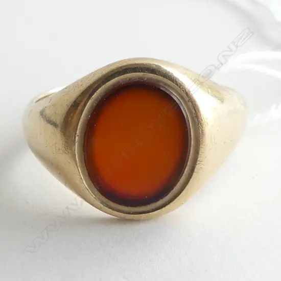 9CT GOLD GENTS SIGNET RING, TOTAL WEIGHT 6.8GMS SIZE V