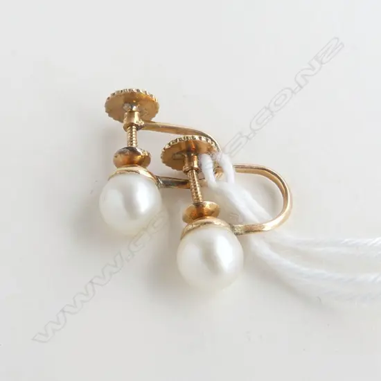 PR 14ct CULTURED PEARL EARRINGS, SCREW BACKS, 1.8gm