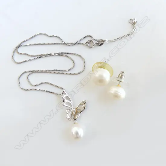 SILVER & PEARL DROP PENDANT/SILVER CHAIN, PR PEARL EARRINGS