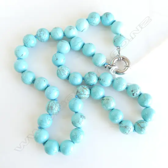 TURQUOISE? BEAD NECKLACE