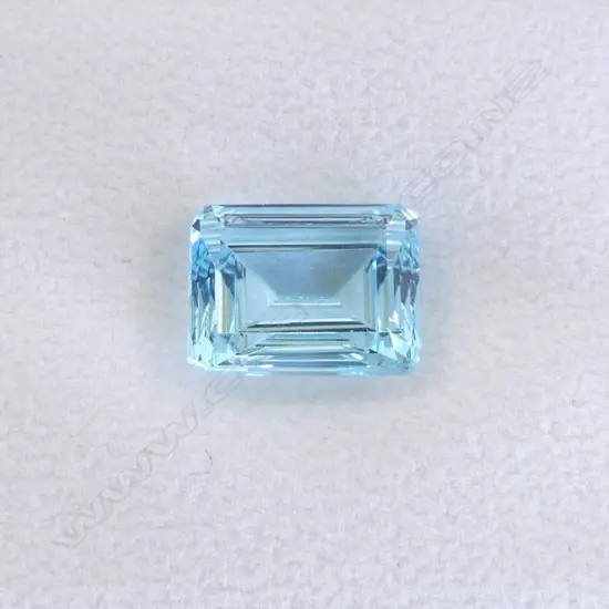 BLUE TOPAZ NATURAL GEMSTONE, OCTAGON CUT, 13.69ct