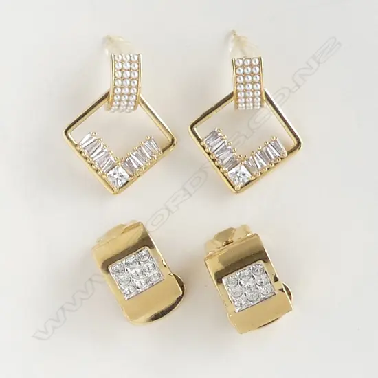 2 pairs COSTUME GILT & DIAMANTE EARRINGS