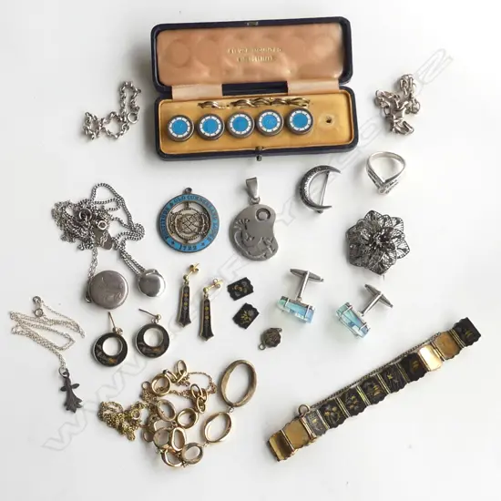 BAG ASST. SILVER & DAMASCENE JEWELLERY & VINTAGE SHIRT STUD SET 1 missing