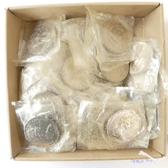 NZ 1967 ONE DOLLAR COINS