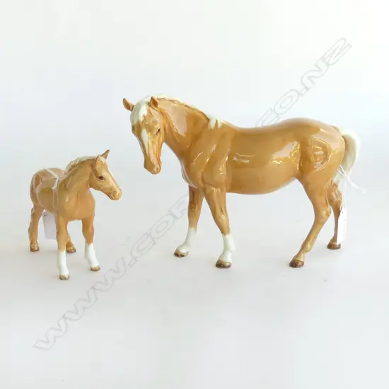 BESWICK PALOMINO HORSE & FOAL H.170mm