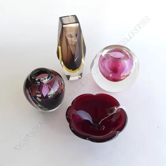 4 PCS MID CENTURY GLASS H.210 (tallest) (all have sml damage)