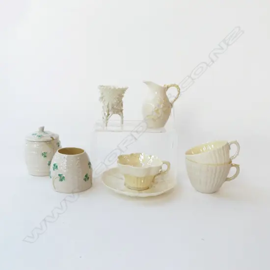 8 PCES BELLEEK; INCL. 4 PCES BLACK LABEL