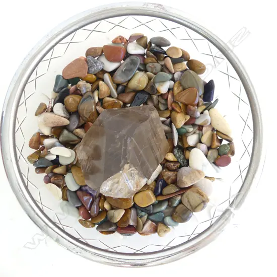 CRYSTAL BOWL OF POLISHED MINERAL SPECIMANS D 210 MM