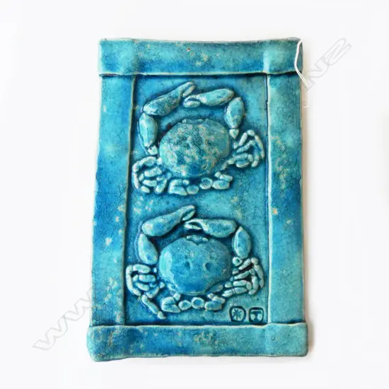 TOBY STAFFORD POTTERY WALL PLAQUE PANEL; 2 CRABS 330x225mm