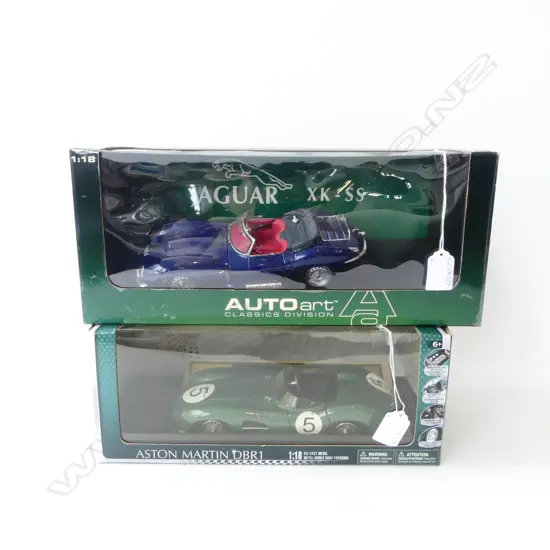 2 BOXED 1:18 MODEL CARS; ASTON MARTIN DBR1 & JAGUAR XK-SS