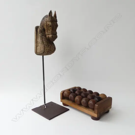 CARVED WOODEN HORSE HEAD ON METAL STAND H.530mm + TEAK FOOT MASSAGER W.265mm 