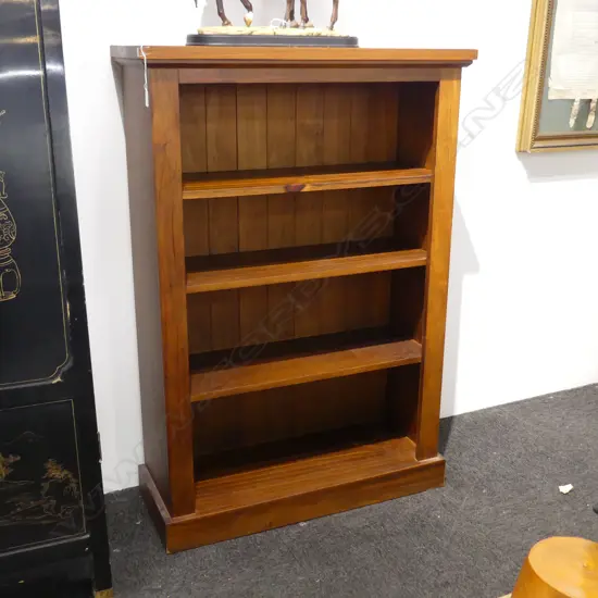 WOODEN BOOKCASE w. 3 SHELVES (2 ADJ.) 840x315x1225mm