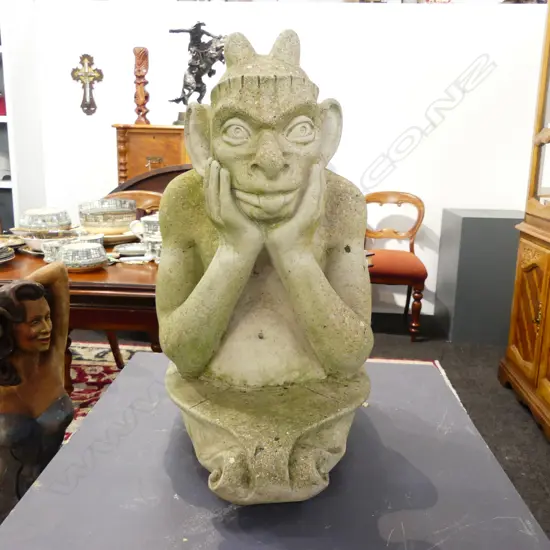 CONCRETE GARGOYLE H.450mm