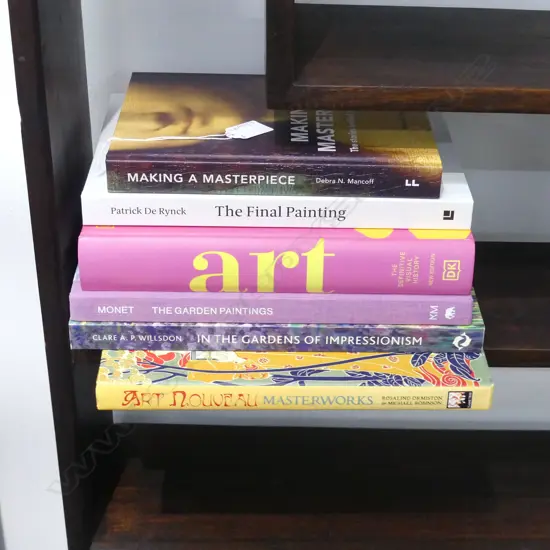 6 ART BOOKS