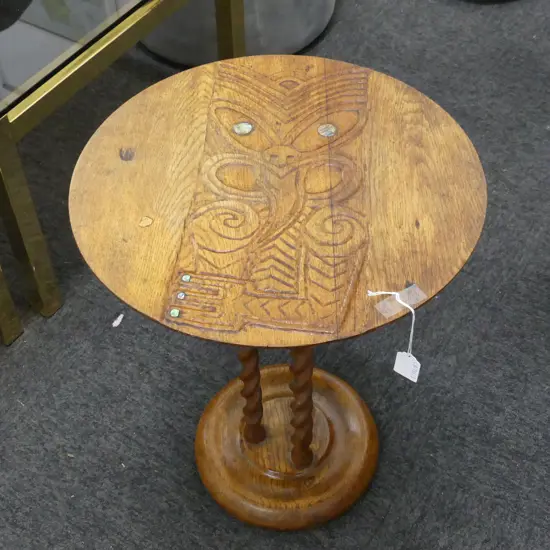 OAK SIDE TABLE, TOP w. CARVED MAORI DESIGN H.490mm, 400mm dia.