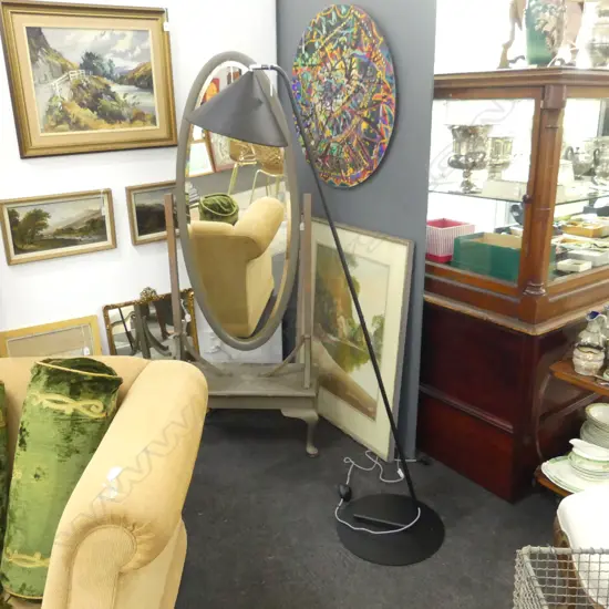 CONTEMPORARY BLACK FLOOR LAMP EX FREEDOM FURNITURE H.1650mm