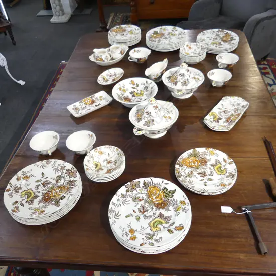 MASONS 'CHANTILLY' DINNER SERVICE, 51 PCES APPROX