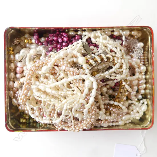 ASST. PEARL NECKLACES