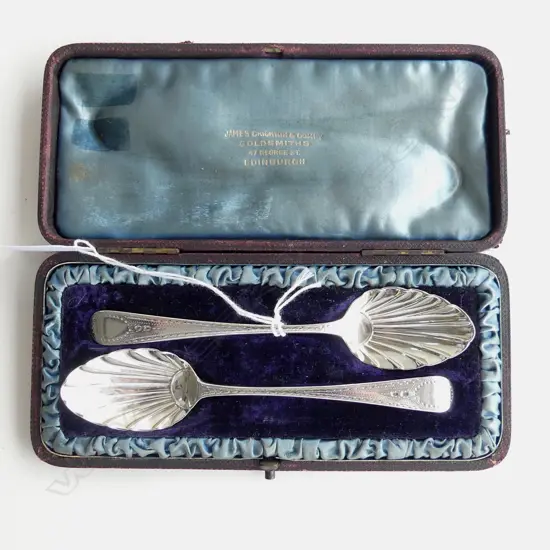 GEORGIAN SILVER TEASPOONS BRIGHT CUT DECORATION, BOXED, 33gm