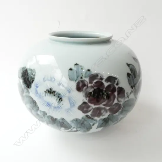 ORIENTAL SPHERICAL VASE H.195mm