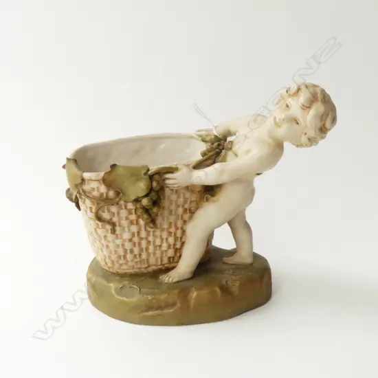 ROYAL DUX BOY w. BASKET H.170mm